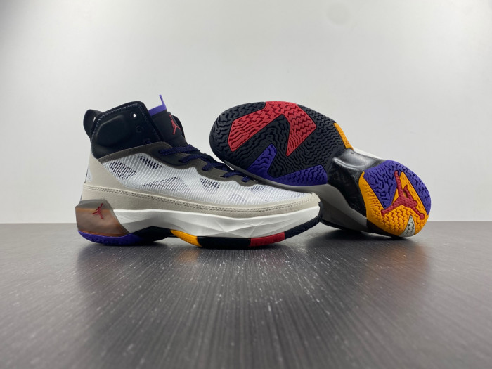 Jordan 37 Light Bone Dark Concord DD6958-060
