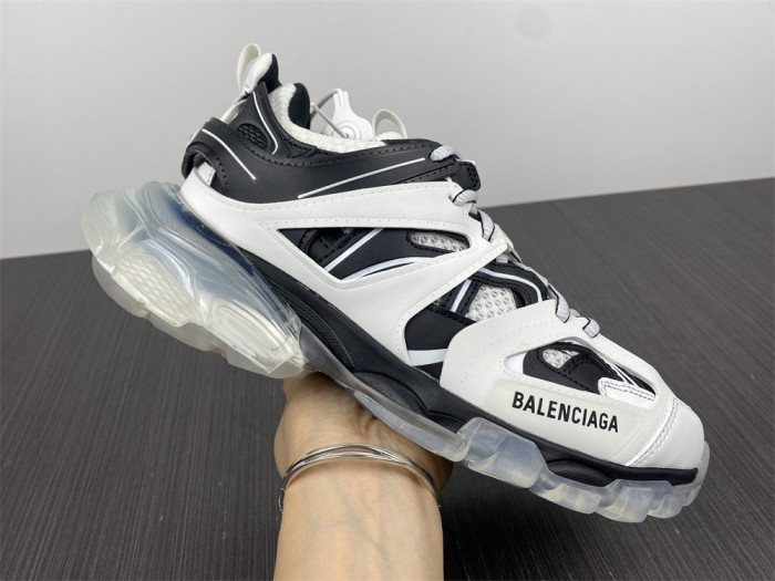 Ba1en*iaga TRACK