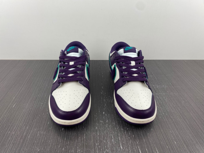 Nike Dunk Low "Chenille Sw0sh" DQ7683-100