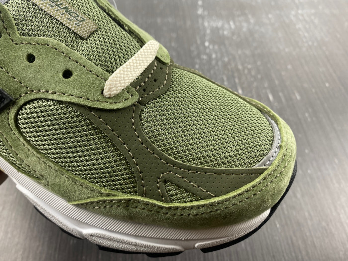New Balance M990AD3