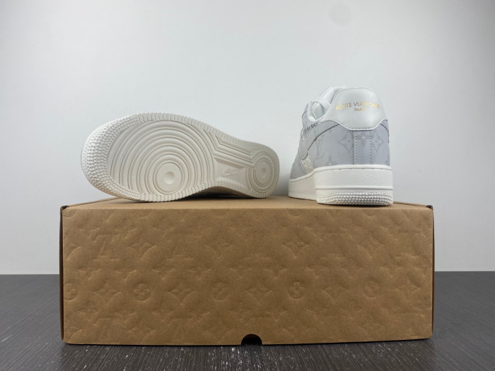 NIKE AIR FORCE 1 LOW BY VIRGIL ABLOH