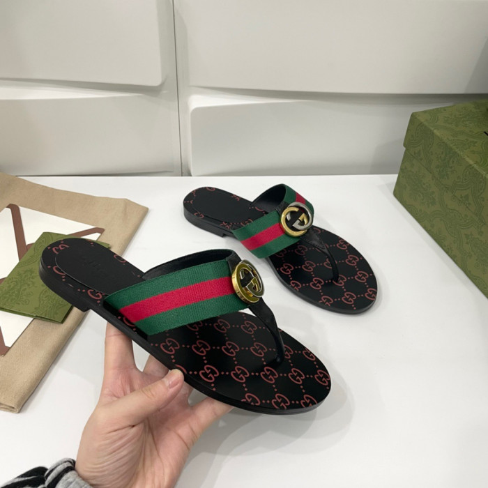 Gvc*1 SANDAL