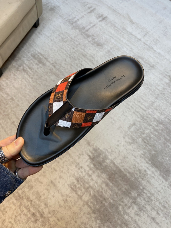 Va1e*ntin0 Slippers