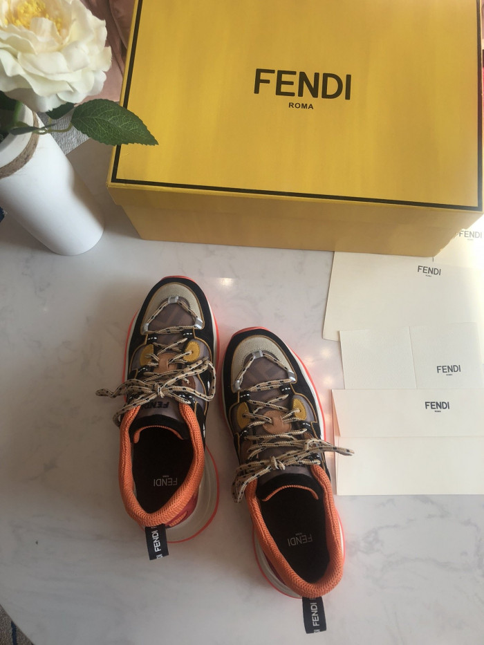 F**di SNEAKER