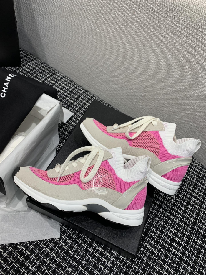 Ch**el sneaker