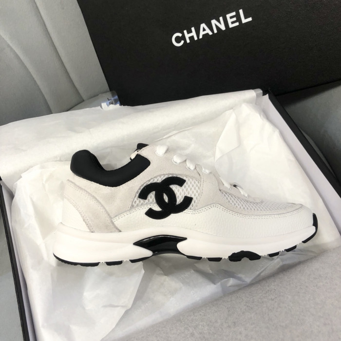 Ch**el sneaker