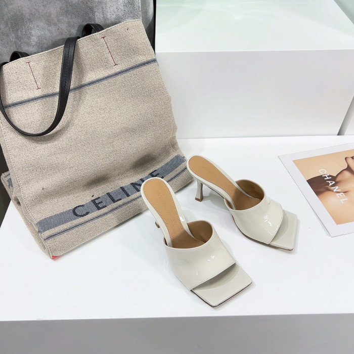 Botteg*Ven*ta Heels