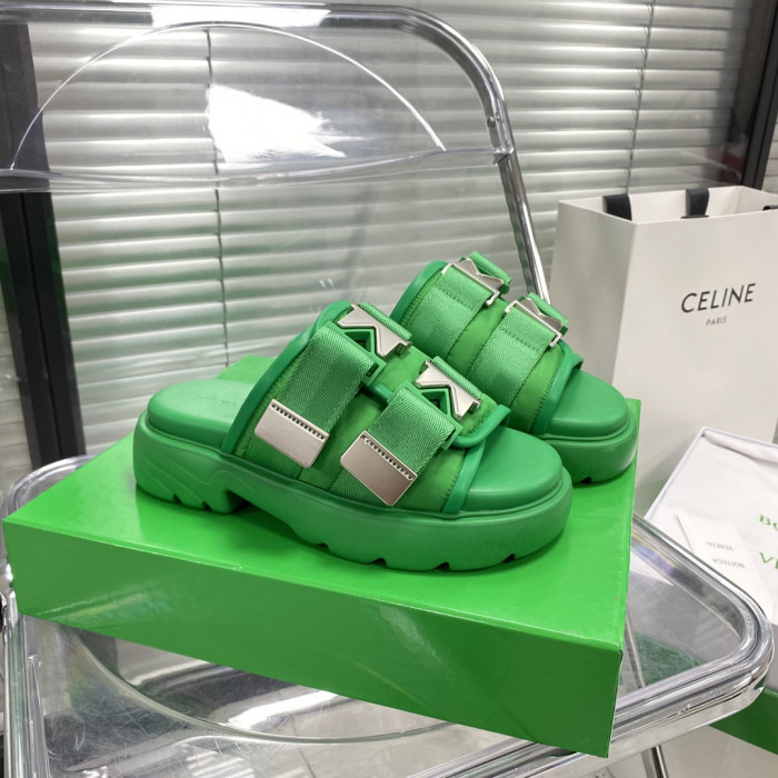 Botteg*Ven*ta Heels