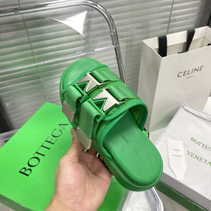 Botteg*Ven*ta Heels