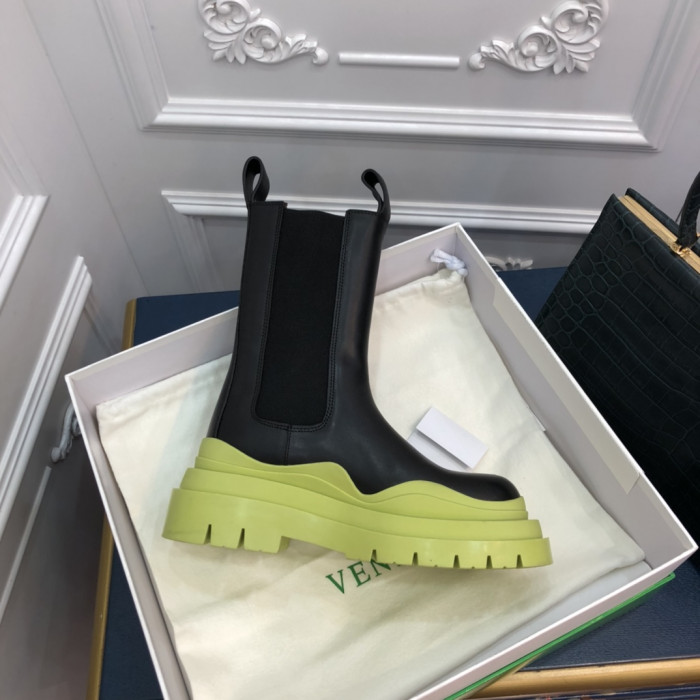 Botteg*Ven*ta Boots WOMEN + MEN
