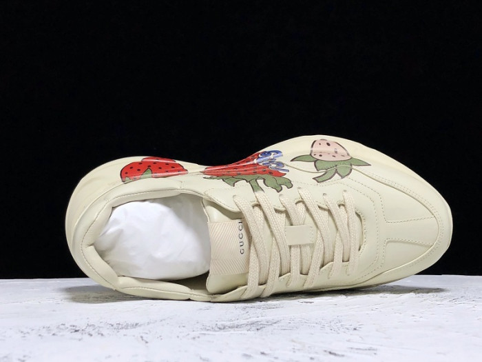 Gvc*1 Rhyton Leather Sneaker