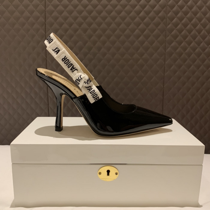 D10r HEEL