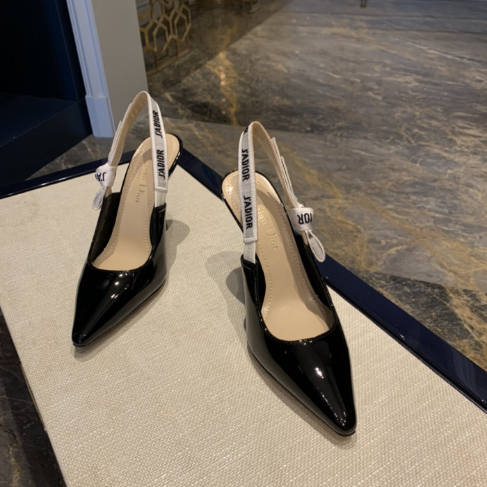 D10r HEEL