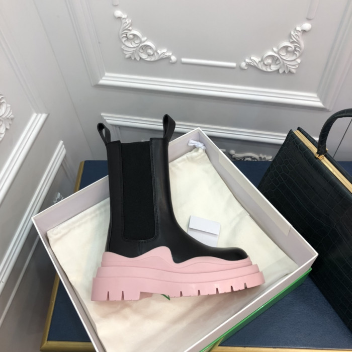 Botteg*Ven*ta Boots WOMEN + MEN