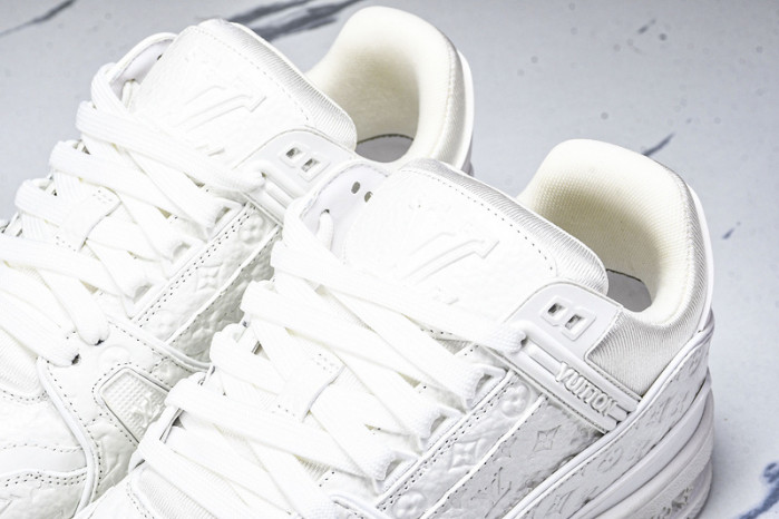 LO1_VTS SNEAKER
