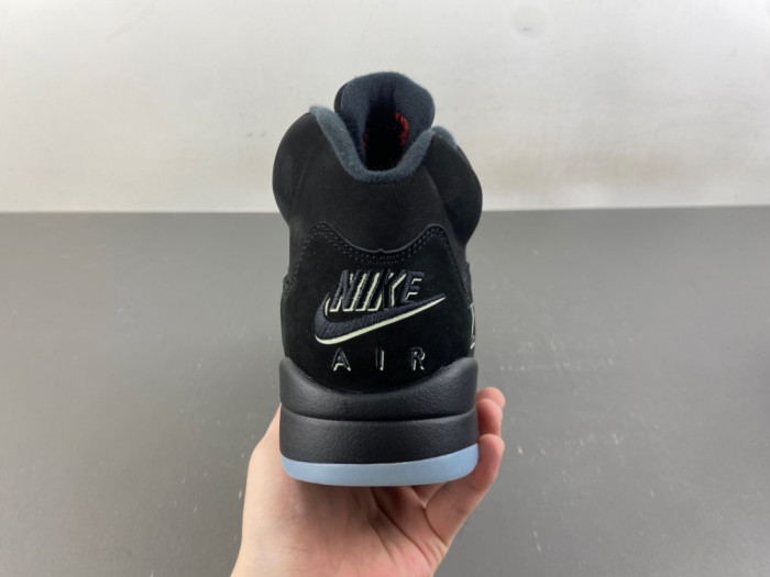 Air Jordan 5 "Halloween" HQ7978-001