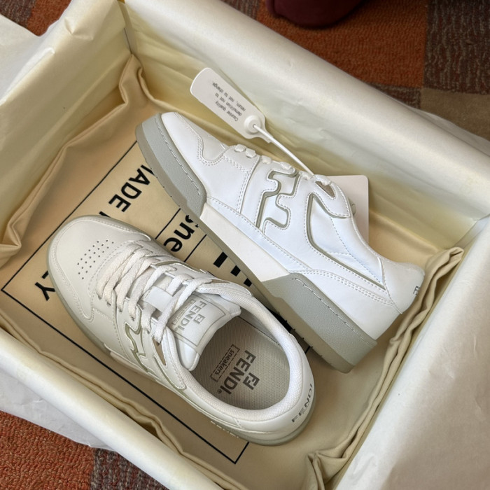 F**di SNEAKER