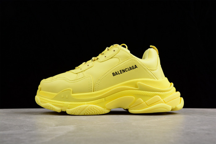 BLCG SNEAKER TRIPLE.S.