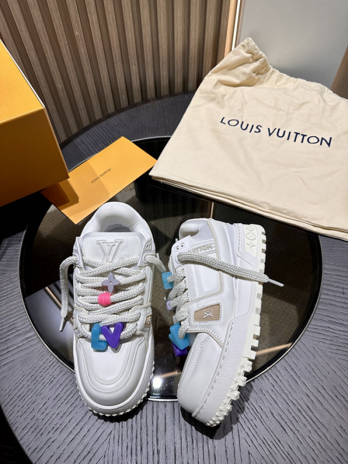 LO1_VTS SNEAKER