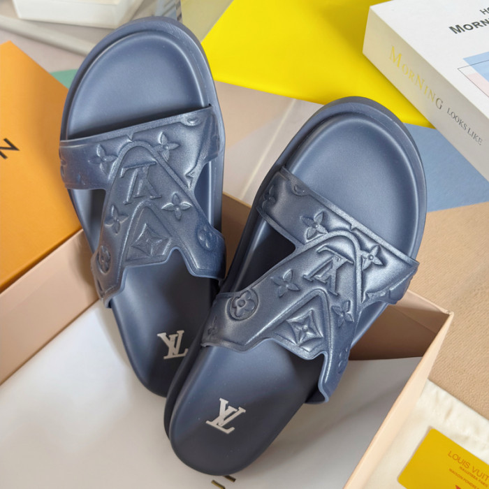 LO1_VTS SLIPPERS