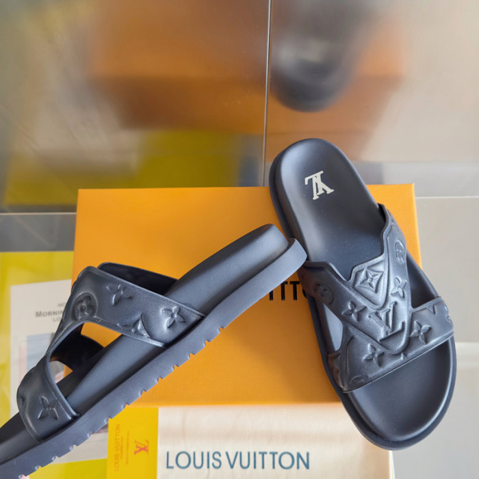 LO1_VTS SLIPPERS