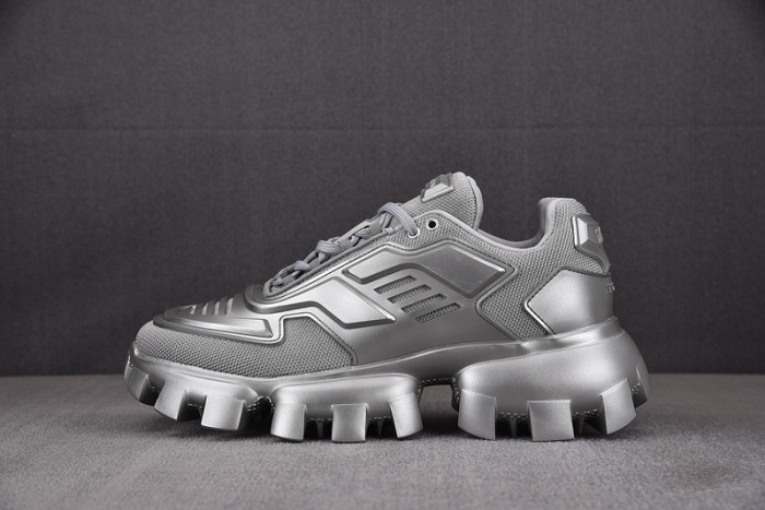 Pra*a sneaker