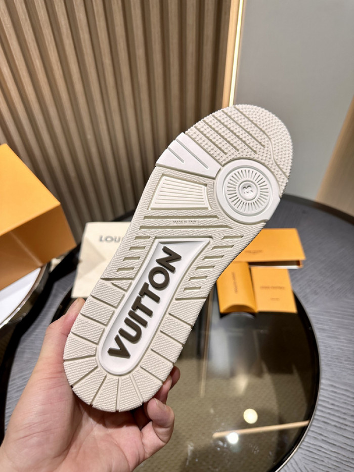 LO1_VTS SNEAKER