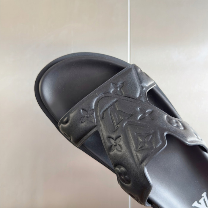 LO1_VTS SLIPPERS