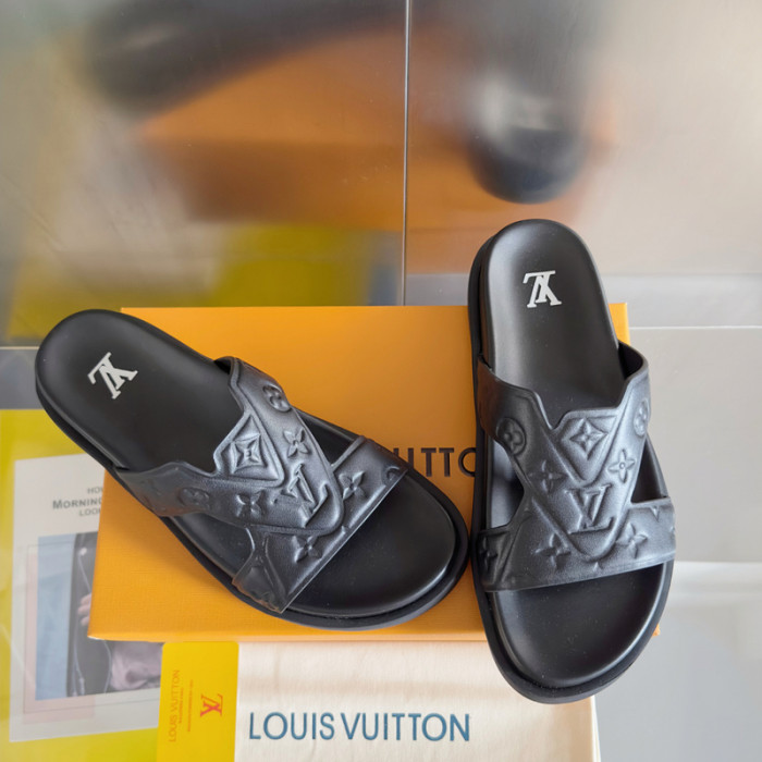 LO1_VTS SLIPPERS