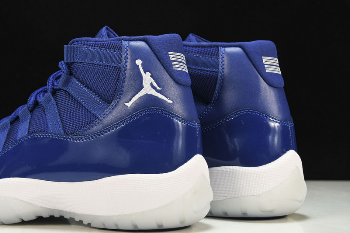 Air Jordan 11 Retro Low 