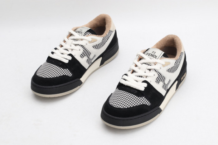 F**di SNEAKER