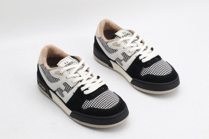 F**di SNEAKER