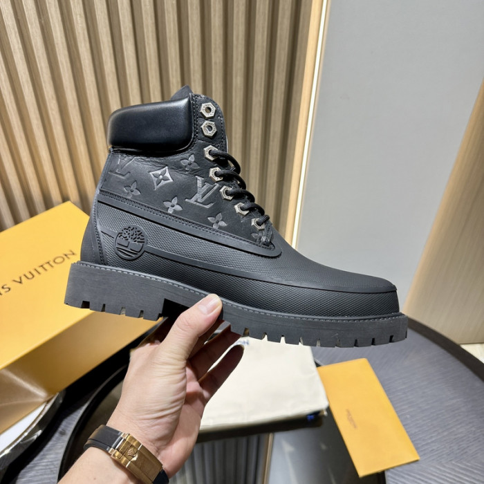 LO1_VTS BOOTS