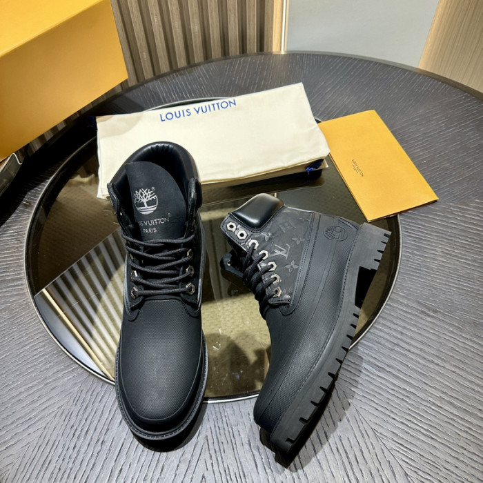 LO1_VTS BOOTS
