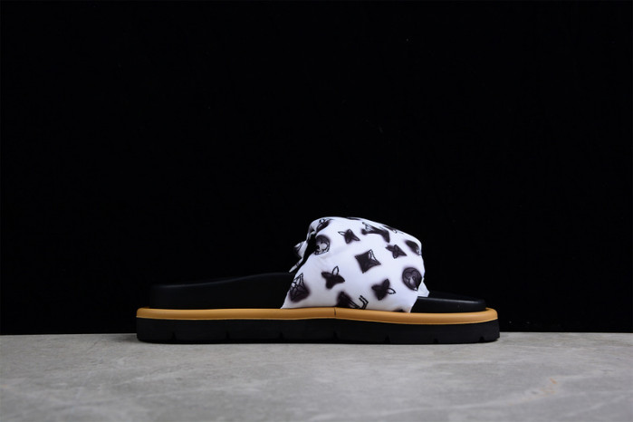 LO1_VTS SANDALS