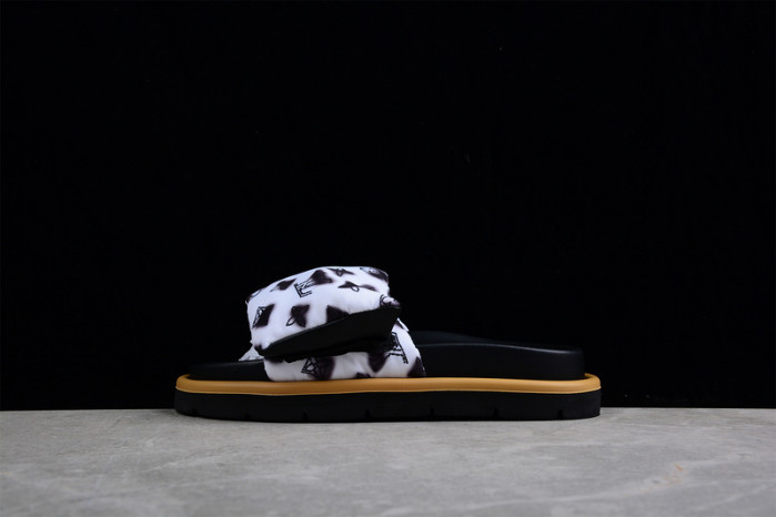 LO1_VTS SANDALS