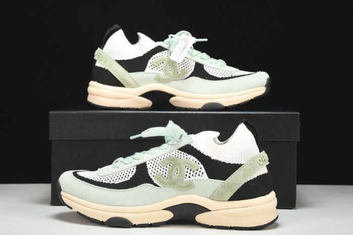 Ch**el sneaker