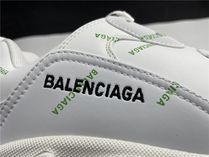 BLCG SNEAKER TRIPLE.S.