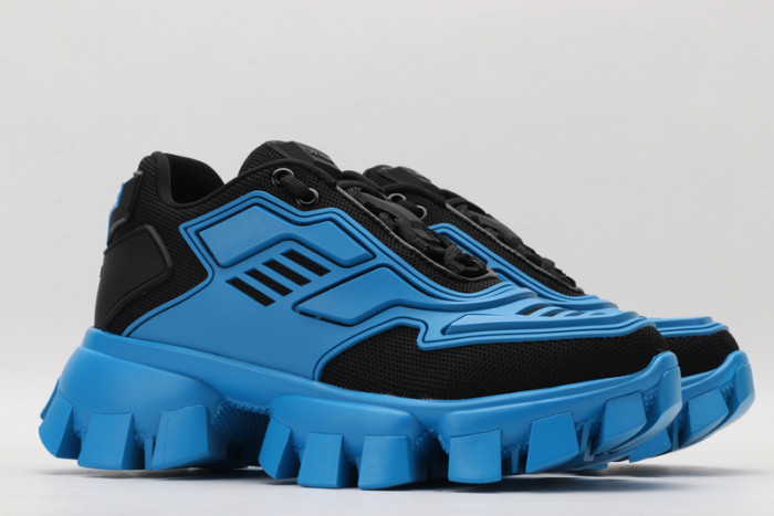 Pra*a sneaker