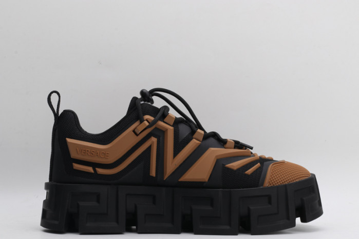 VERS SNEAKERS