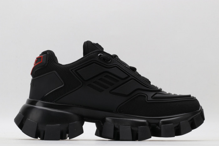 Pra*a sneaker
