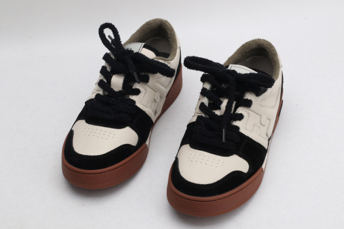 F**di SNEAKER