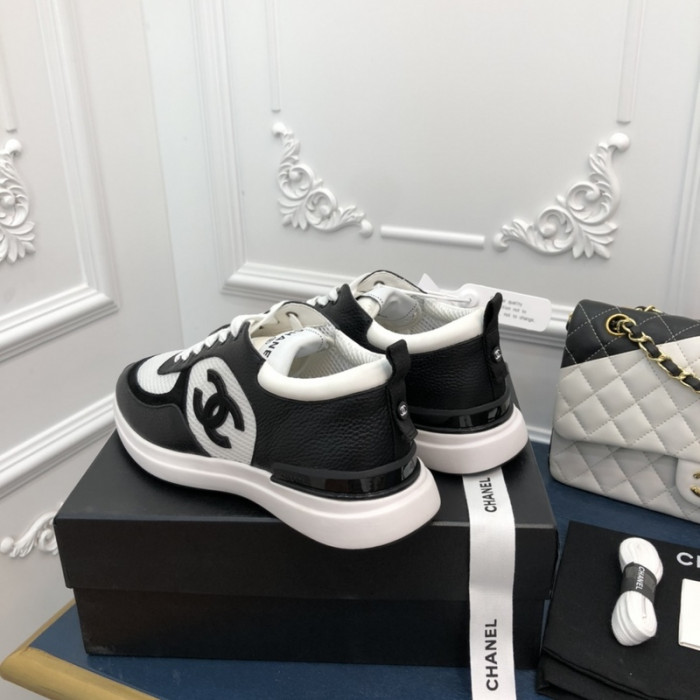 Ch**el sneaker