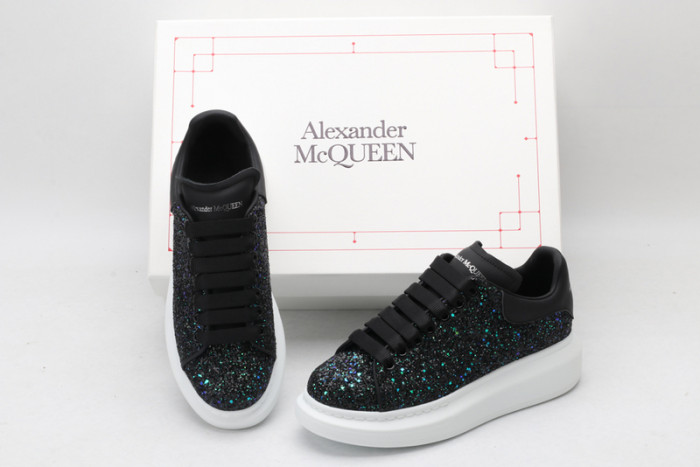 A1exa*der Mcqv*en OVERSIZED