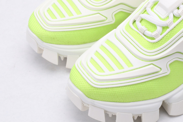 Pra*a sneaker