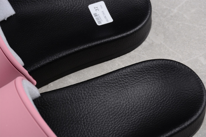 Ba1en*iaga Slippers