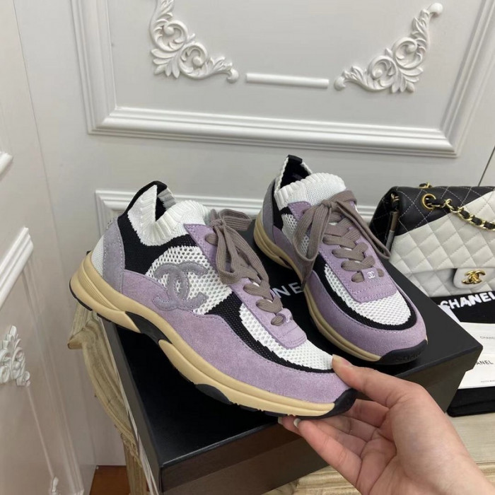 Ch**el sneaker