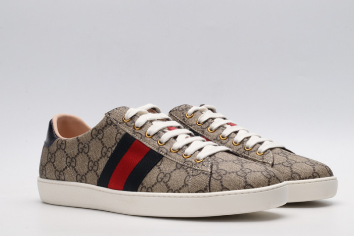 Gvc*1 Platform Sneaker