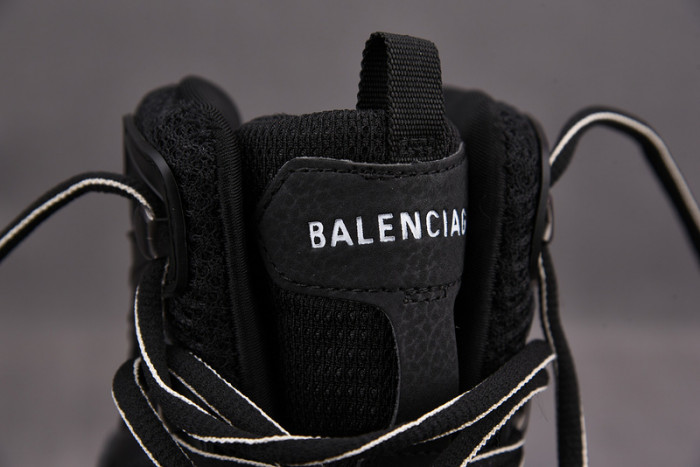 Ba1en*iaga TRACK