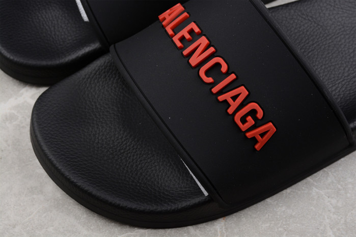 Ba1en*iaga Slippers